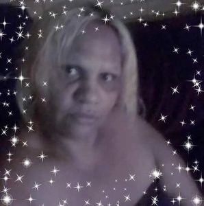 Meet your Posher, Deidre